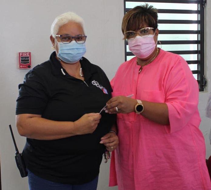 Unos 275 empleados municipales de Patillas recibieron un incentivo de hasta $3,000 por su trabajo durante la pandemia.