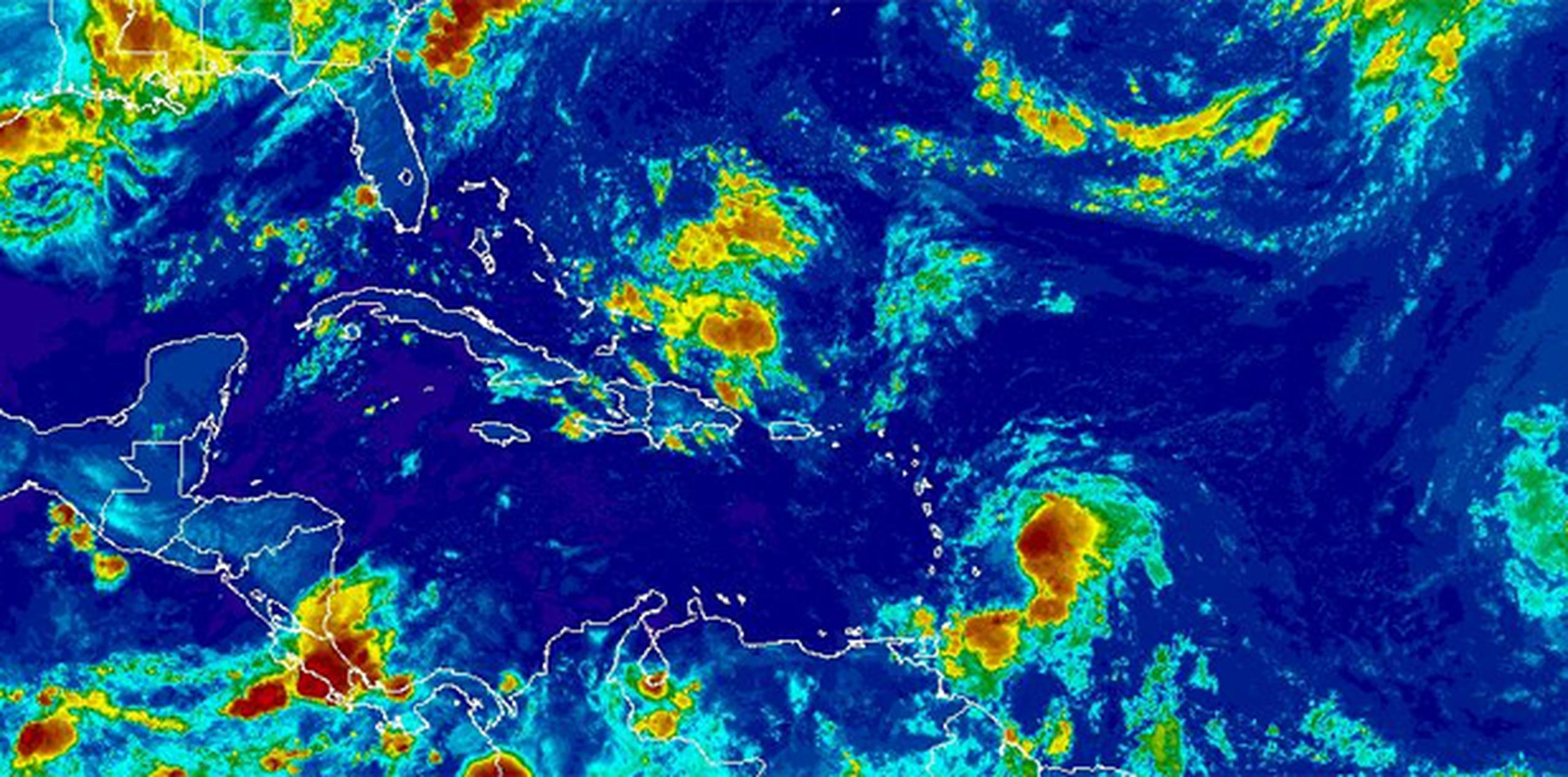 El meteorólogo Luis Rosa informó que no se espera que el sistema se fortalezca antes de su paso cercano por la Isla. (NOAA)