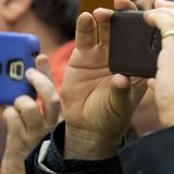 Avanza en el Senado medida sobre el uso de celulares para combatir el crimen