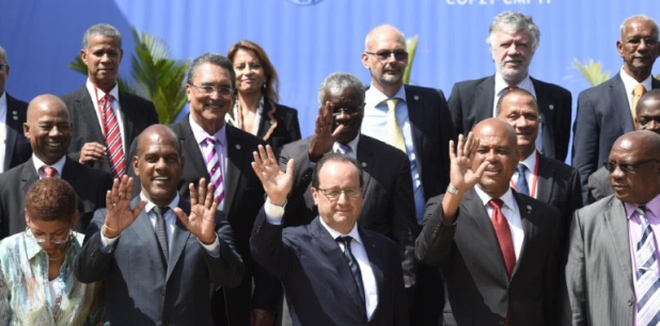 La Cumbre Climática del Caribe congregó a unos 40 gobernantes y altos funcionarios de países de la región como Cuba, Bahamas y Trinidad y Tobago. (AFP)