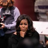Seguir a Michelle Obama por el mundo: el encargo que recibió Nadia Hallgren