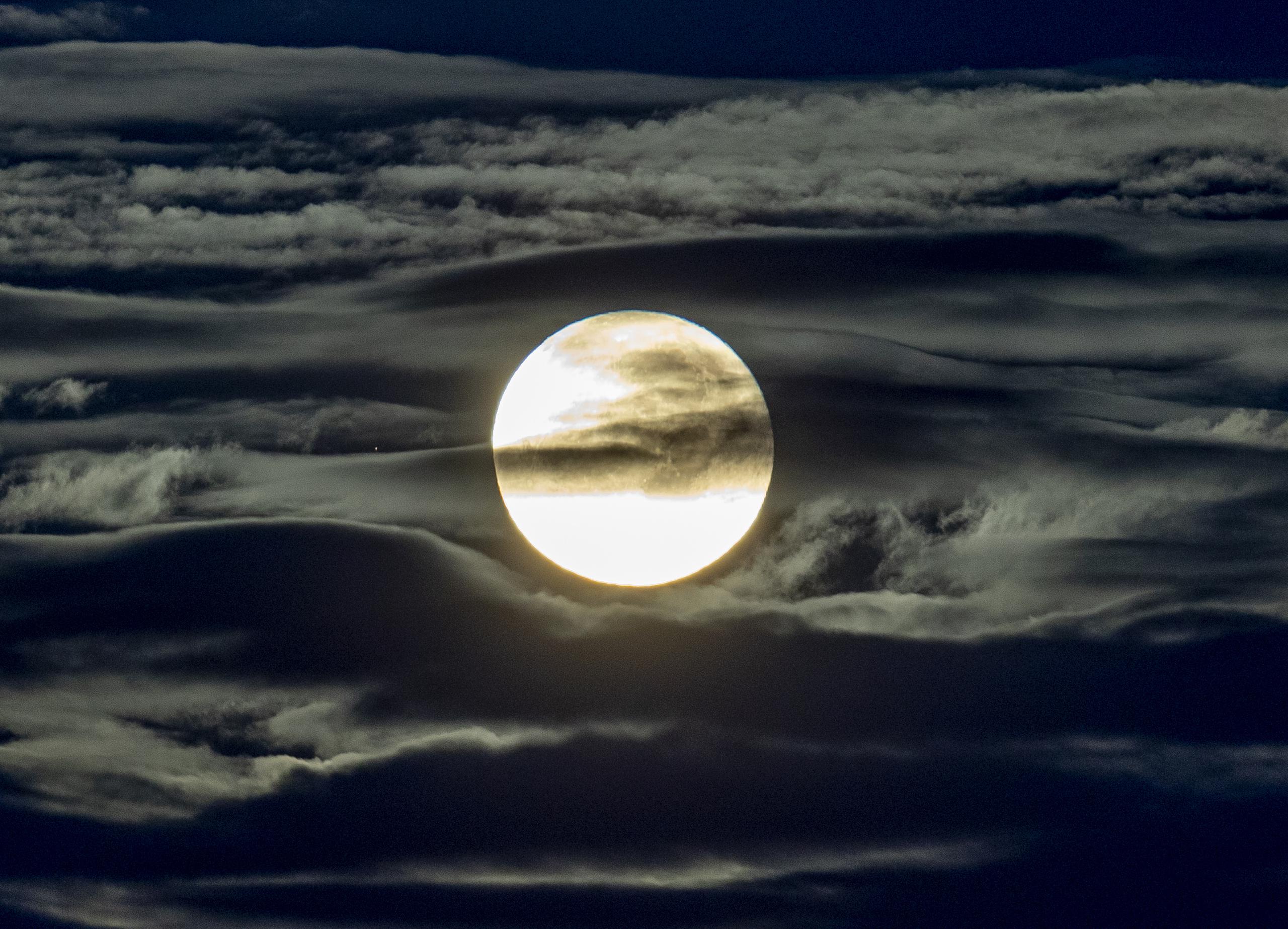 La última Luna llena del año sirve para soñar con la vida que quieres.