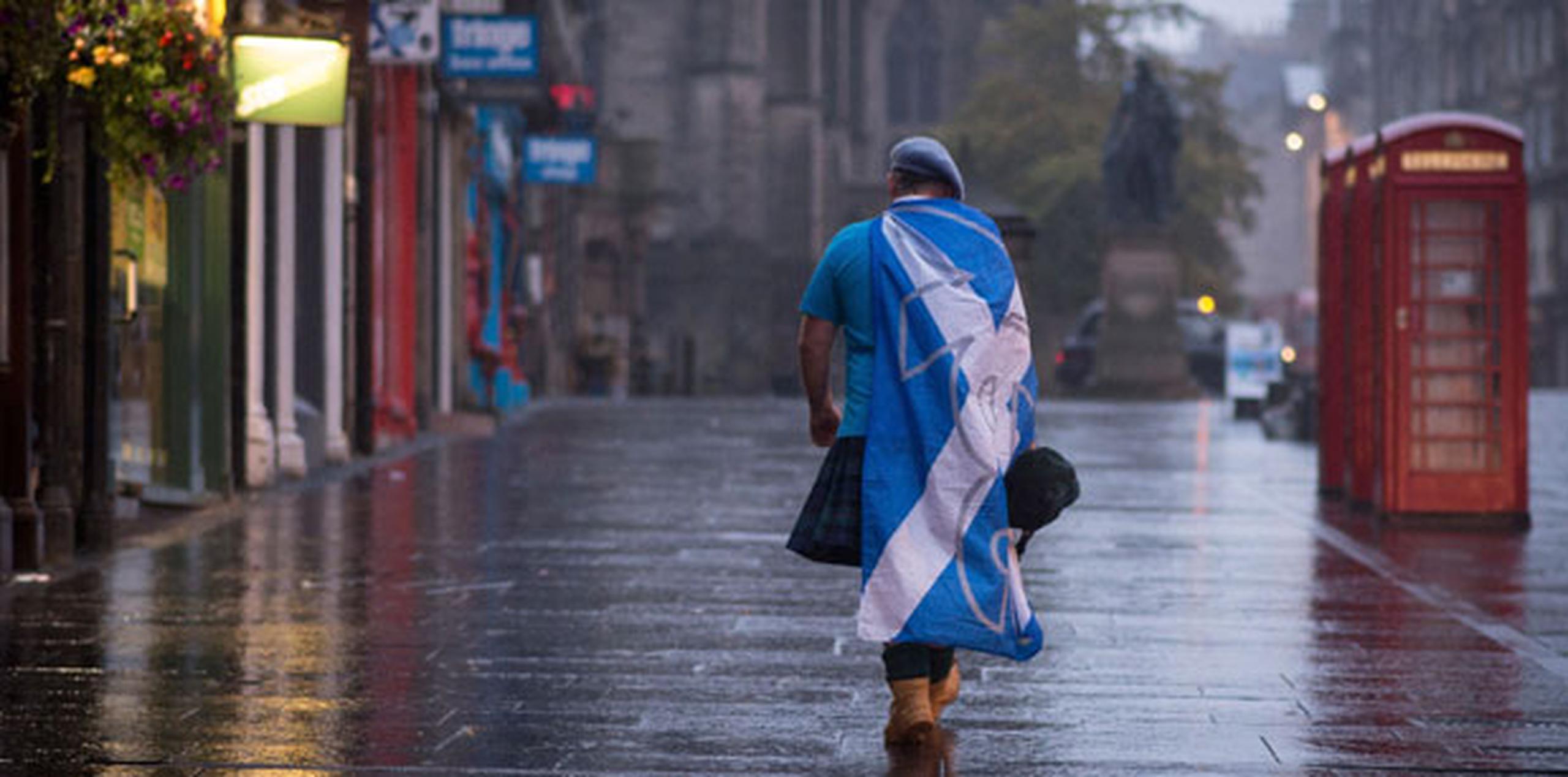 En Glasgow, la mayor ciudad escocesa y donde ganó el sí, la desazón entre los independentistas era notable. (AP)