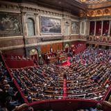 Francia es el primer país del mundo en inscribir el aborto como derecho constitucional