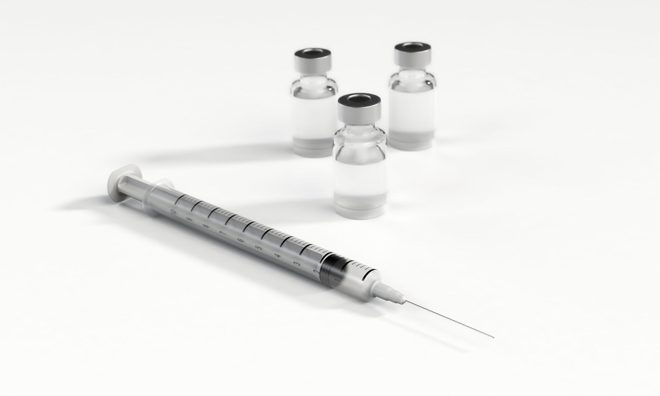Es la primera vez que una vacuna contra el VIH alcanza la segunda fase de pruebas en humanos. (Arek Socha / Pixabay)