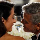 Derretida de amor la esposa de George Clooney