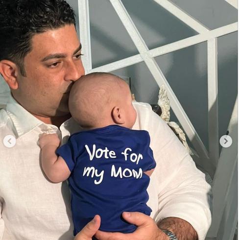 Gemelos de Jenniffer González piden el voto por su madre