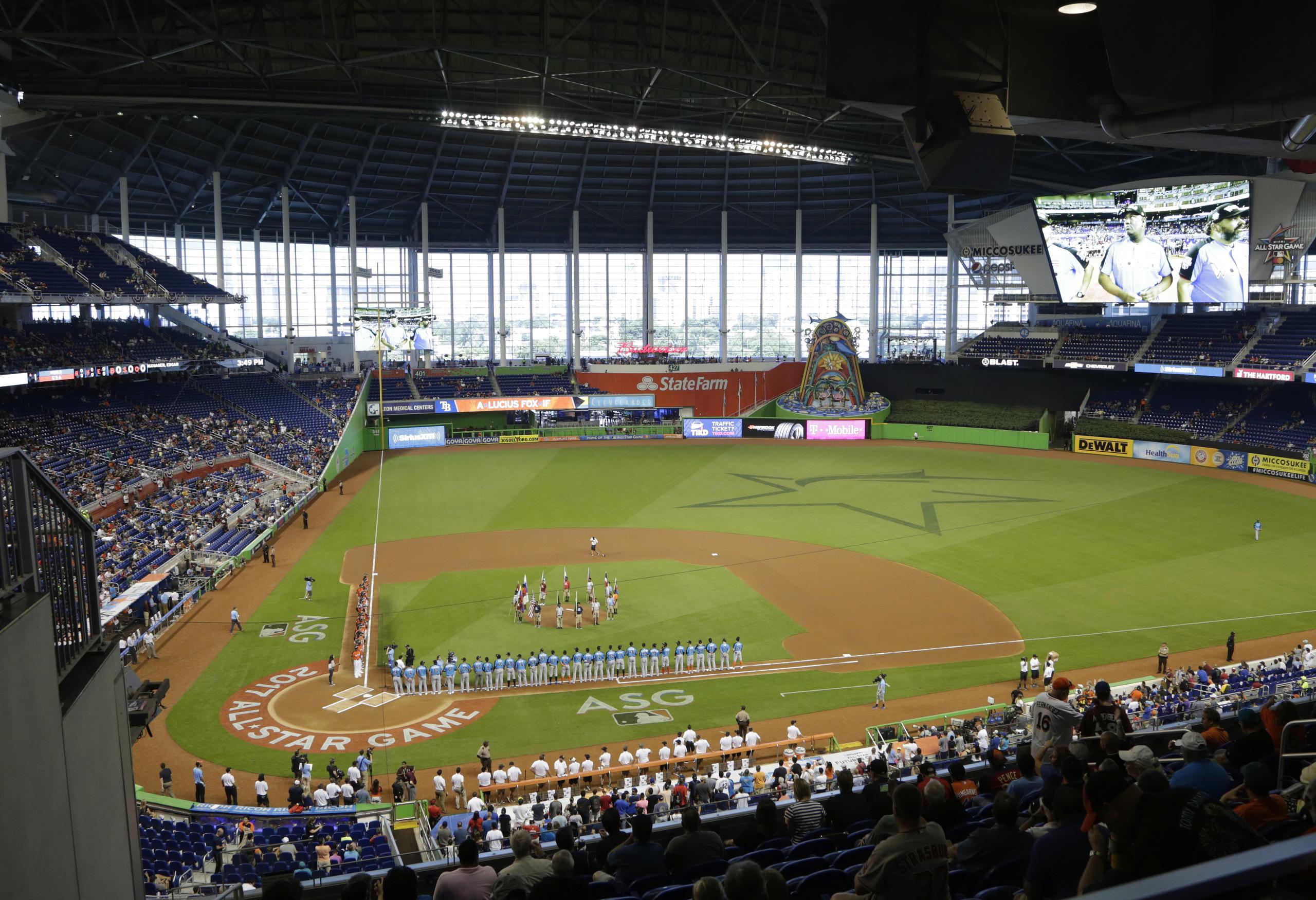 El Loan Depot Park de Miami, hogar de los Marlins, será sede de la Serie del Caribe en el 2024, según anunció la Confederación de Béisbol Profesional del Caribe el sábado en Santo Domingo.