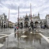 Venecia permanece seca gracias a nuevas barreras móviles