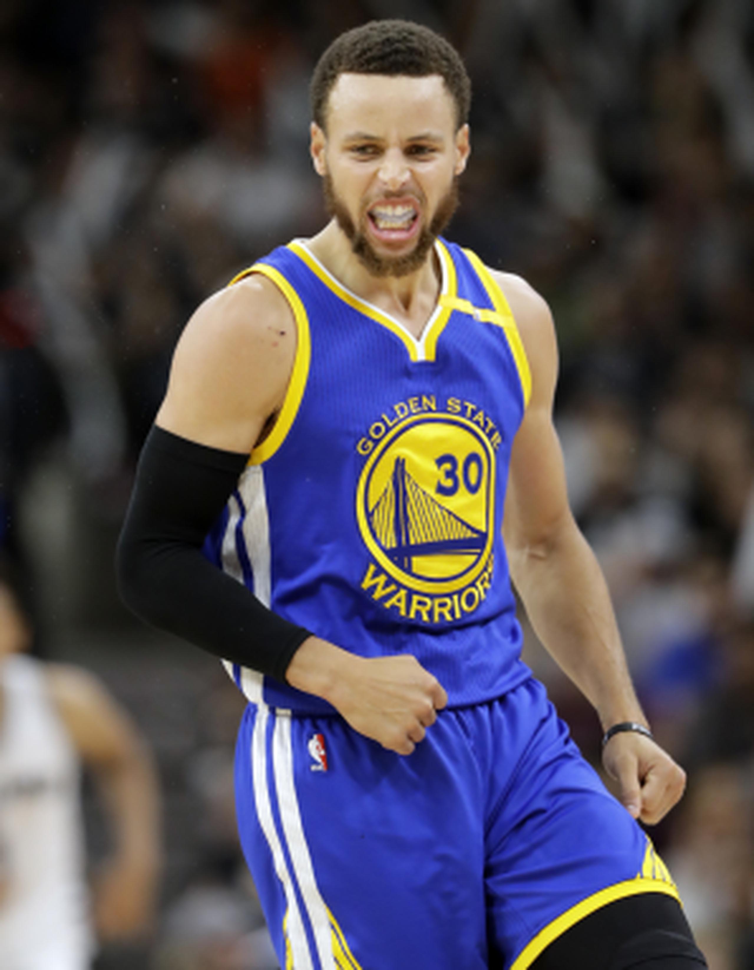 Stephen Curry marcó 36 puntos. (AP/Eric Gay)