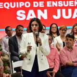 Terestella González radica su candidatura a la alcaldía de San Juan por el PPD