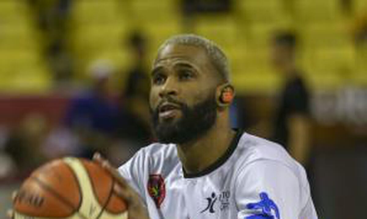 Walter Hodge llegó renovado Primera Hora