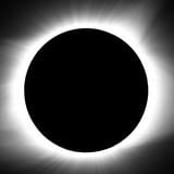 La fiebre del eclipse solar deslumbra a miles de espectadores