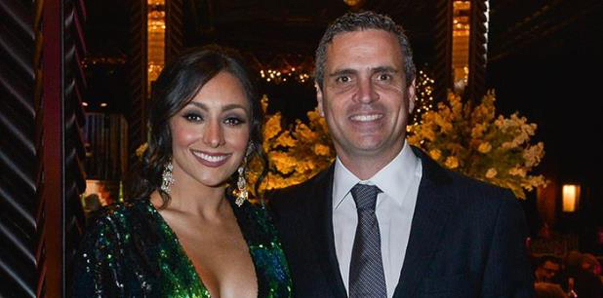 Nicole Chacón radiante en su boda Primera Hora