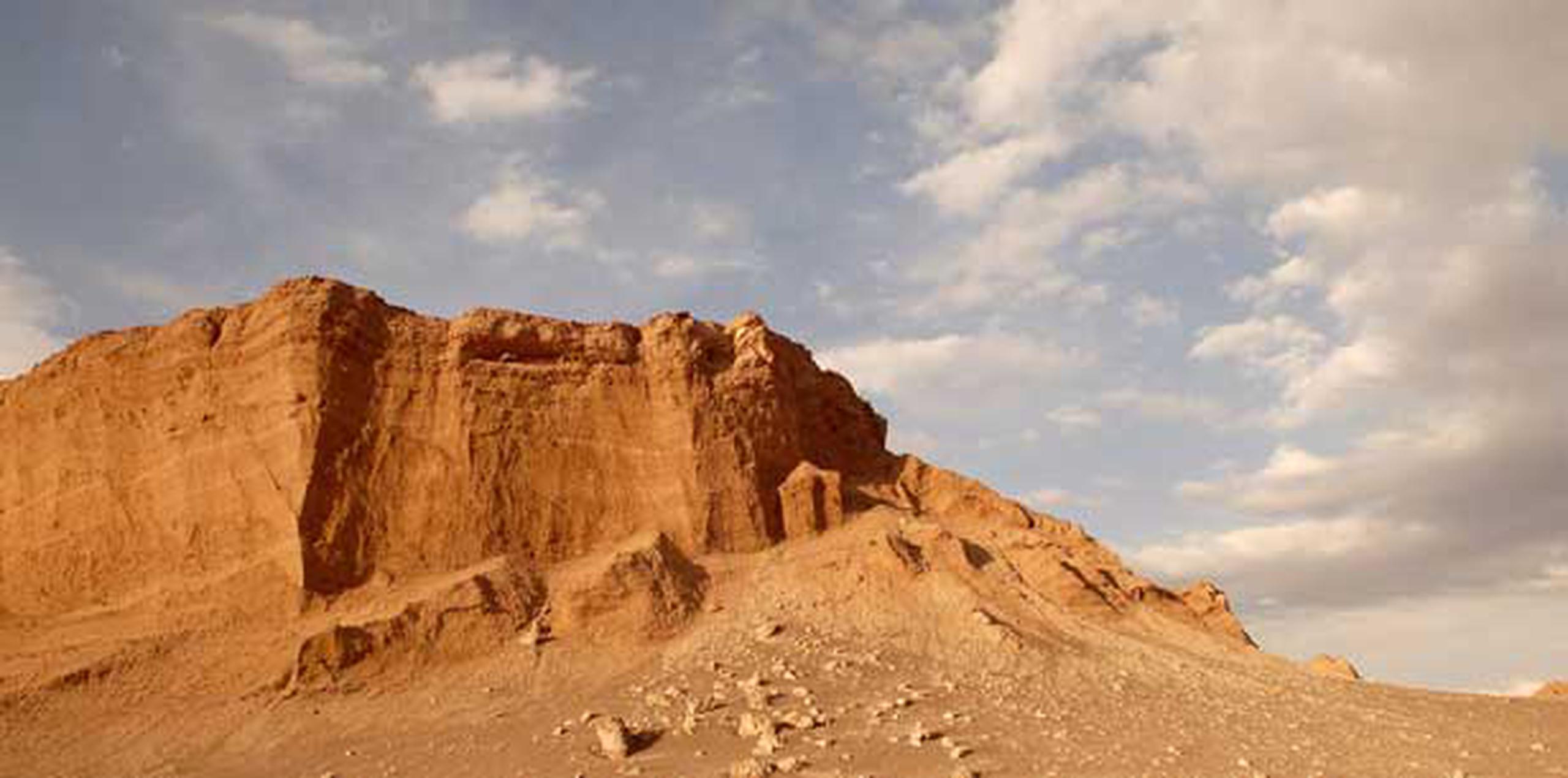 Los expertos eligieron el desierto de Atacama para probar el robot porque ofrece un terreno "representativo de lo que se podría encontrar en Marte". (Archivo)