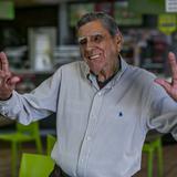 Don Harry Núñez: un “influencer” ponceño de 87 años