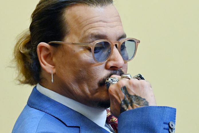 El actor Johnny Depp en el Tribunal de Circuito del Condado de Fairfax, en Fairfax, Virginia, el 24 de mayo de 2022.