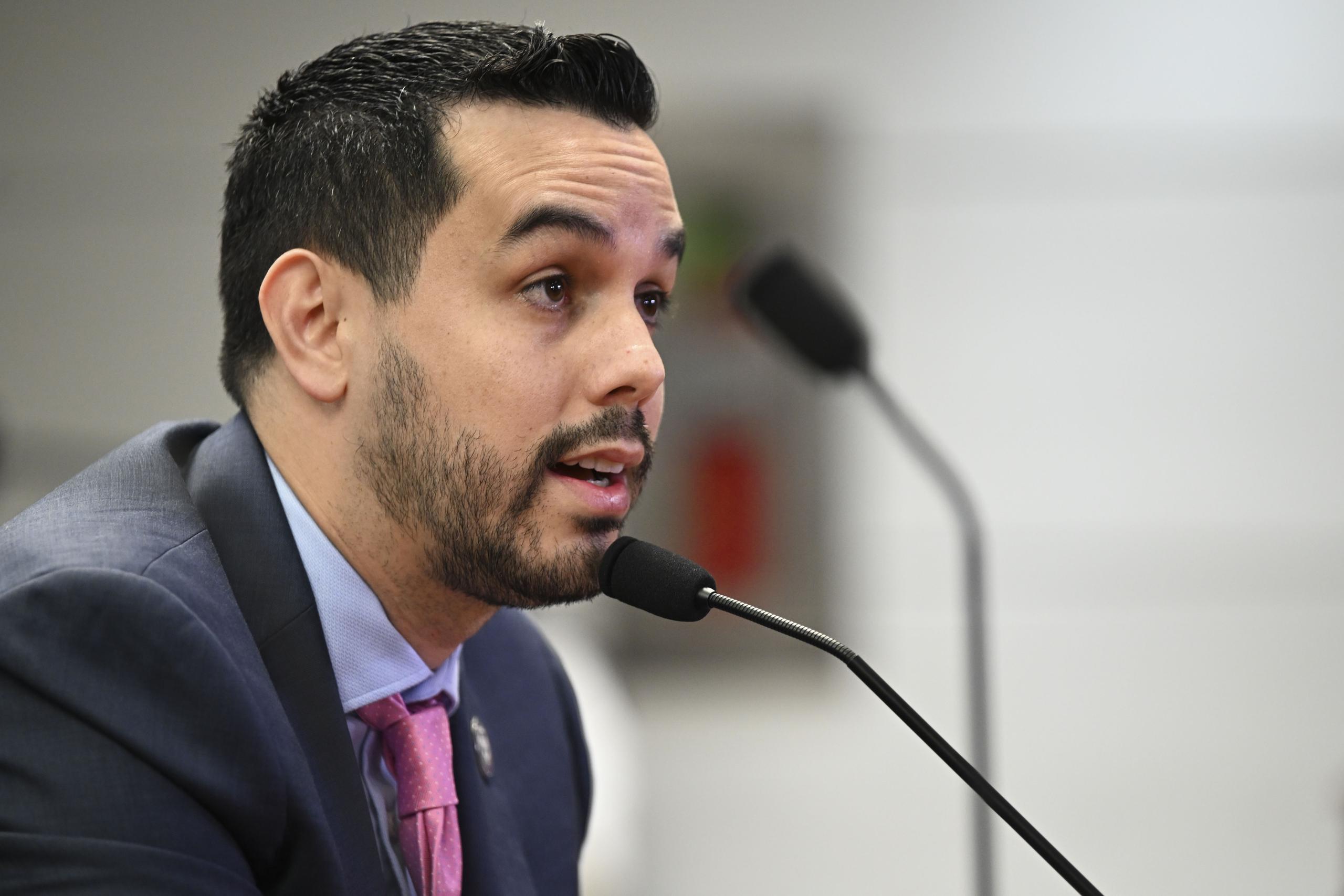 Los directivos de la Puerto Rico Soccer League reclaman que Iván Rivera (en la foto) ha impulsado prácticas para perjudicar existentes ligas.