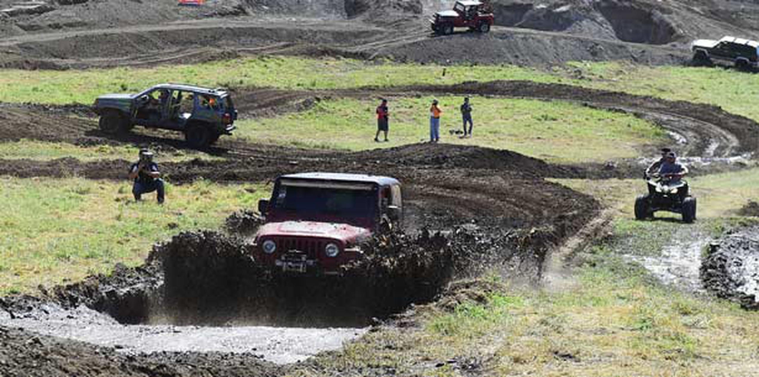 Cóctel de tierra y gasolina en Juana Díaz Primera Hora