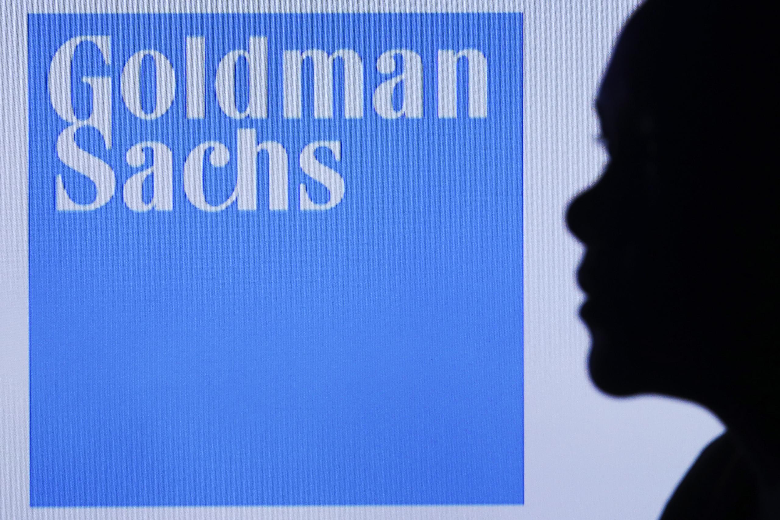 En el primer semestre de 2021, Goldman Sachs reveló unos beneficios netos de 12,322 millones de dólares, un 677 % más que en el mismo periodo del año. EFE/EPA/FAZRY ISMAIL