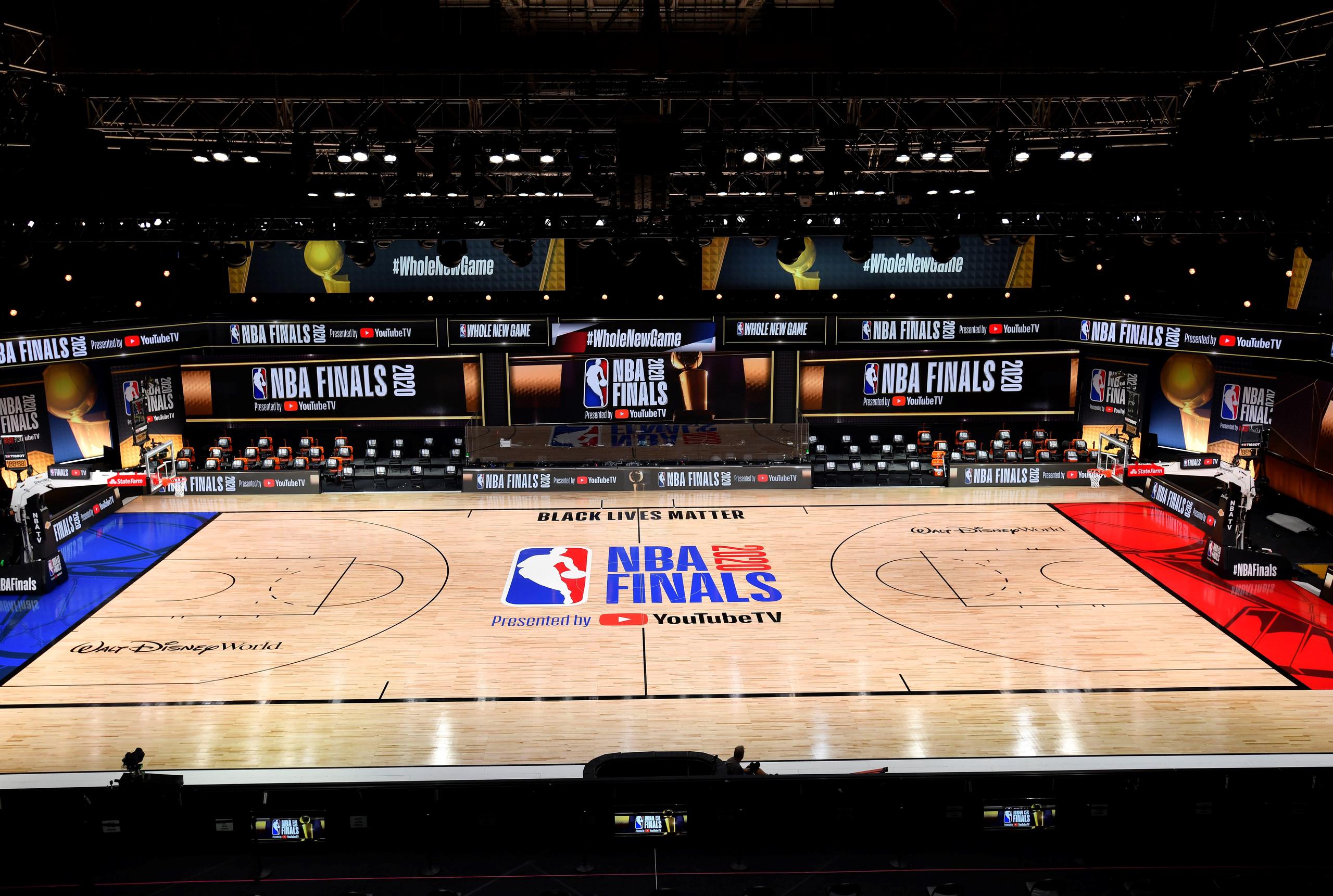 La NBA ha tenido que finalizar su temporada del 2019-2020 jugando en una burbuja en Orlando.