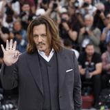 Cancelan concierto de Johnny Depp en Budapest tras encontrar al actor desmayado en hotel 