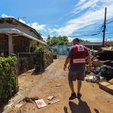 Cruz Roja ayuda a las familias que sufrieron inundaciones en Arecibo