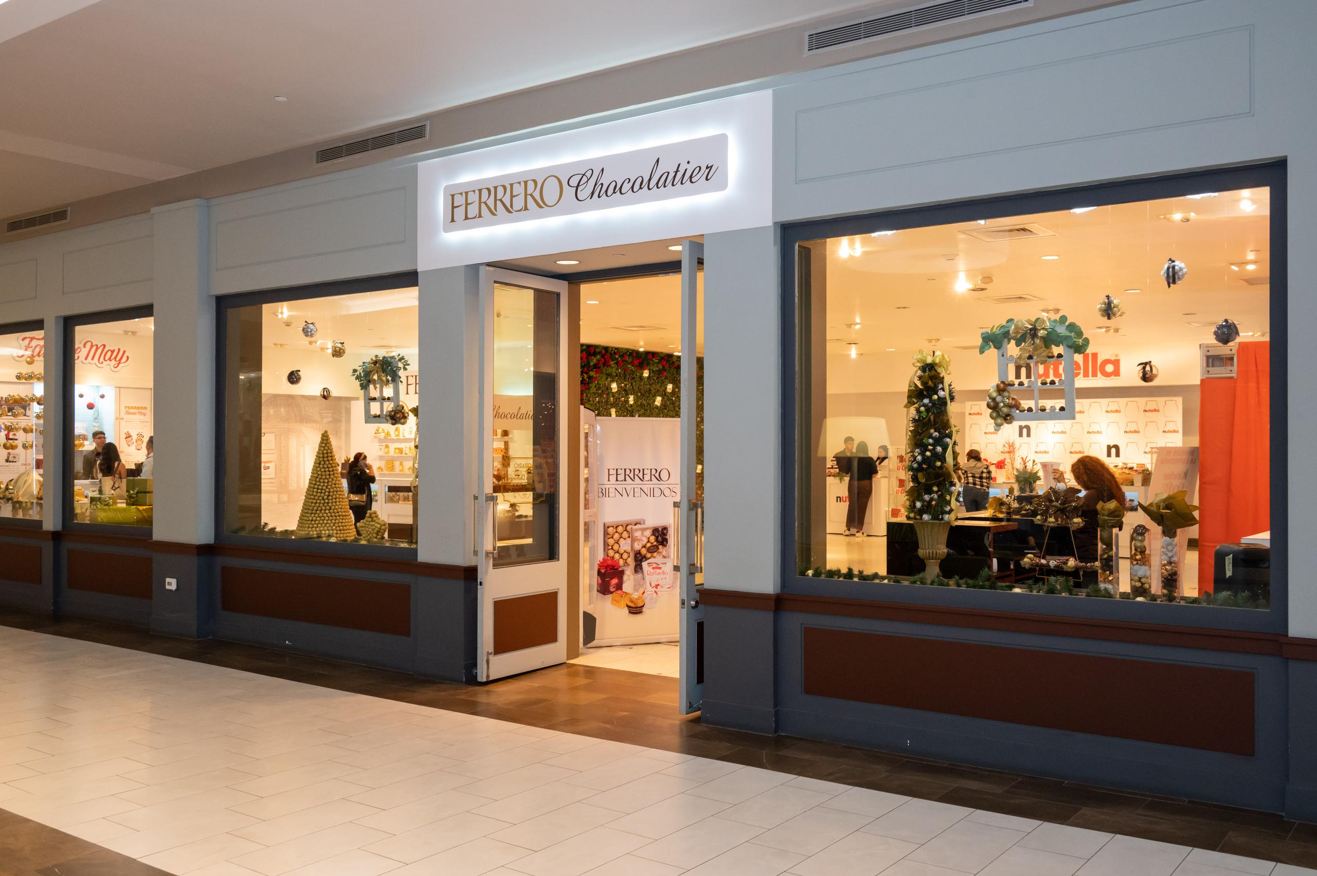 One of the new stores at Plaza Las Américas mall as of December 2022 is  Ferrero Chocolatier.