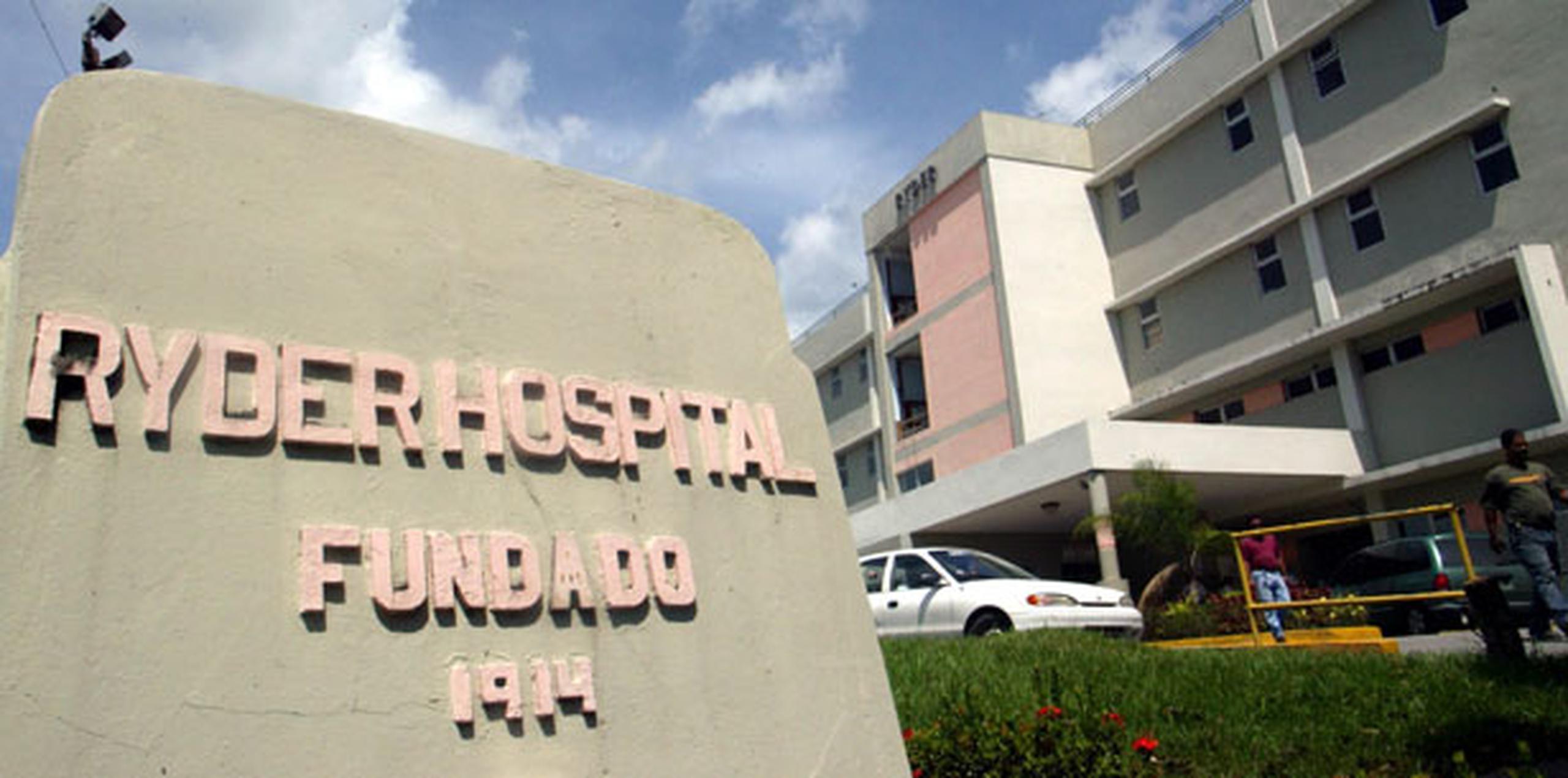 El perjudicado fue llevado al Hospital Ryder, en Humacao, donde se certificó su muerte. (Archivo)