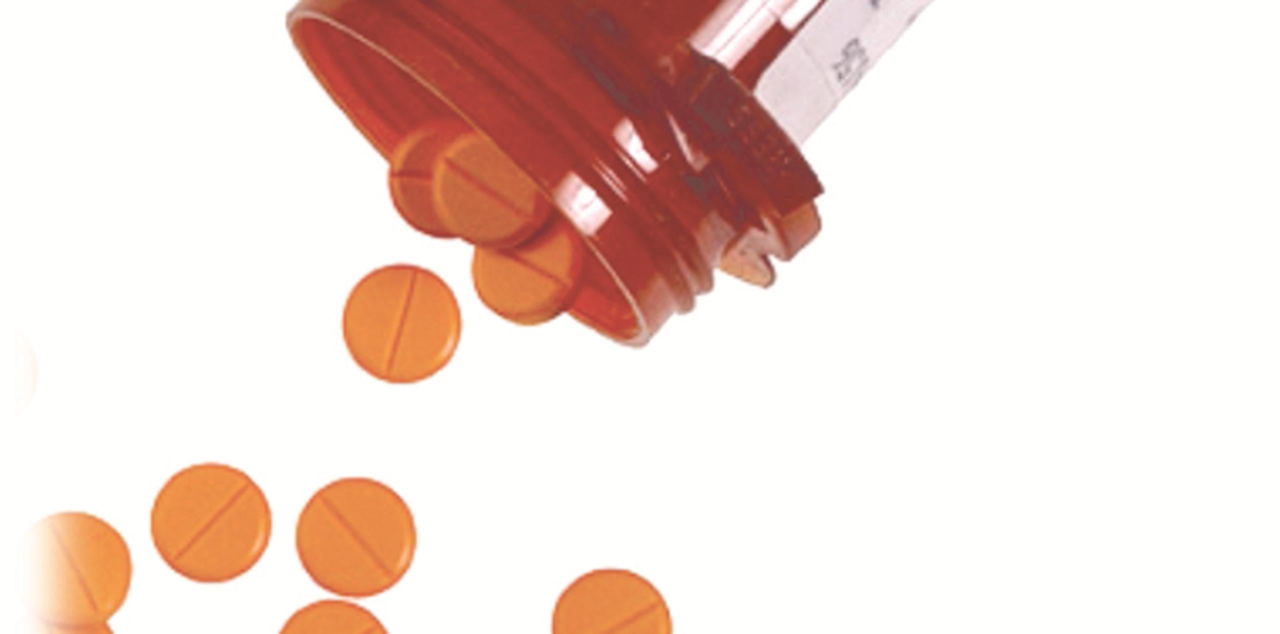 El portal de la Administración de Drogas y Alimentos (FDA) describe el Tramadol como un opiácido usado para combatir dolores no autorizado para menores y peligroso para personas con tendencias suicidas o a mezclar sustancias. (Archivo)