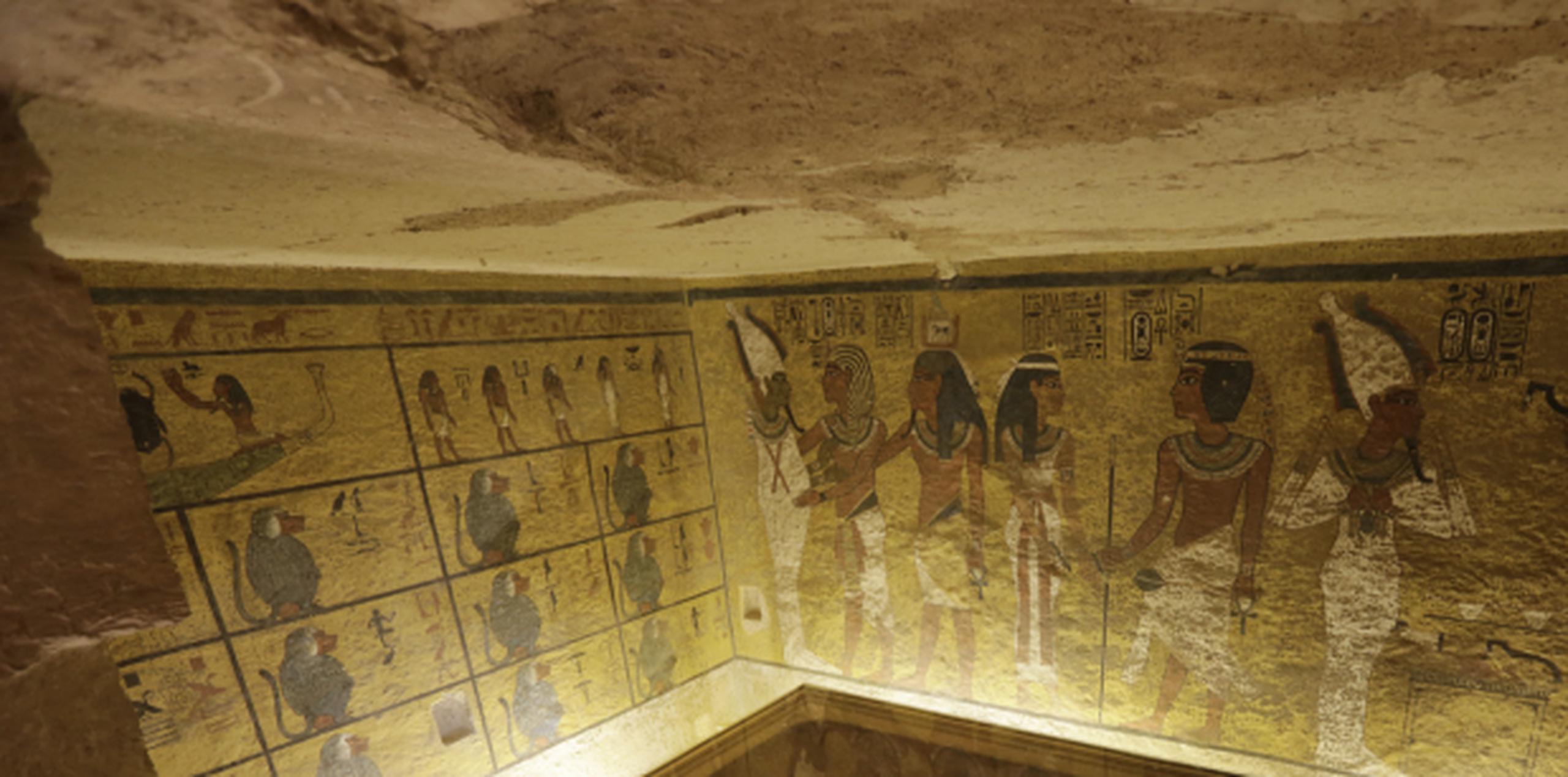 Las inscripciones de las paredes apuntan a que las tumbas se remontan a la dinastía de faraones que gobernaron hace unos 3.500 años. (Archivo)