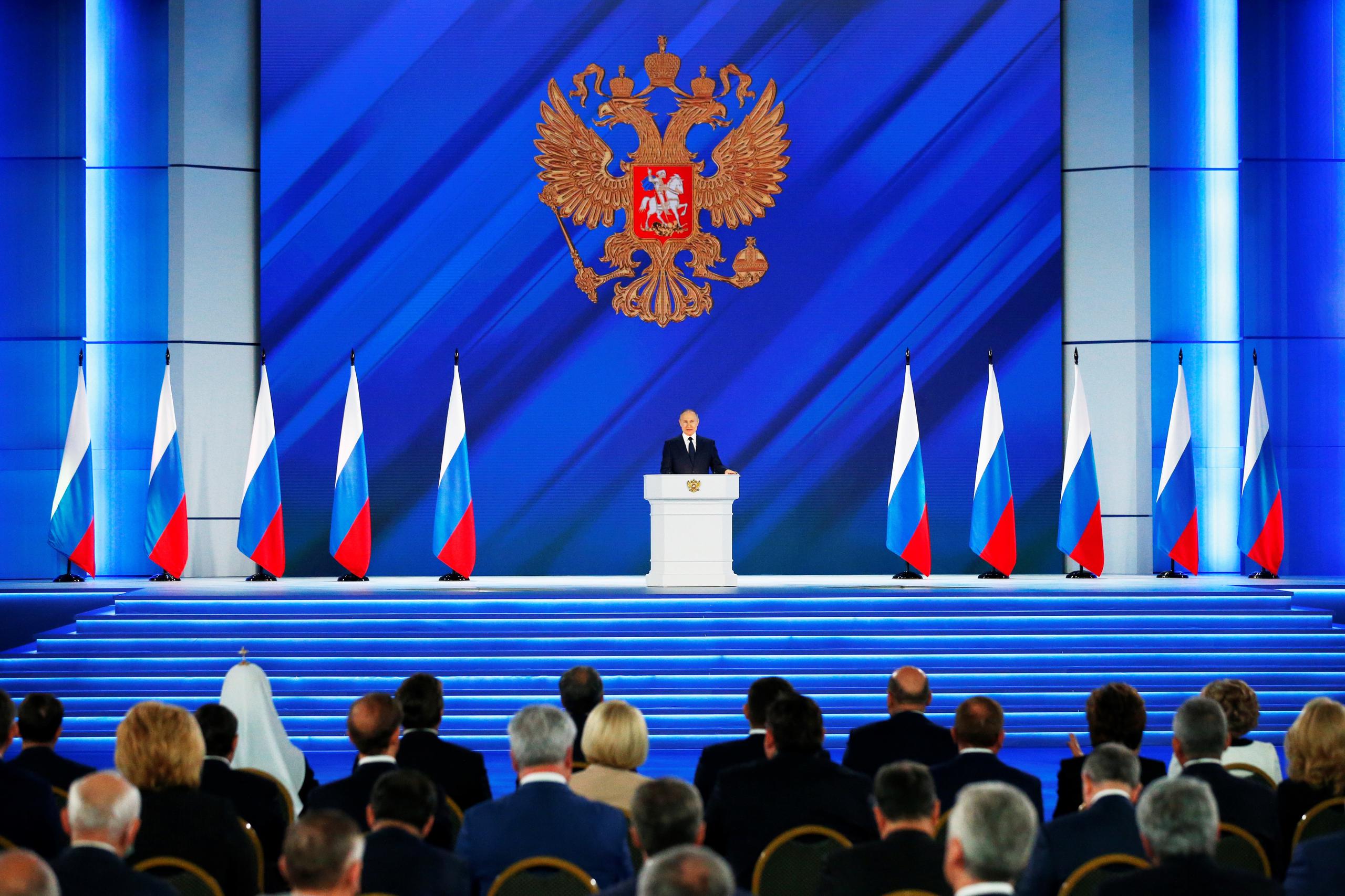 Putin llamó a las potencias occidentales a no cruzar “las líneas rojas” y a no confundir “las buenas intenciones” del Kremlin con “debilidad”.