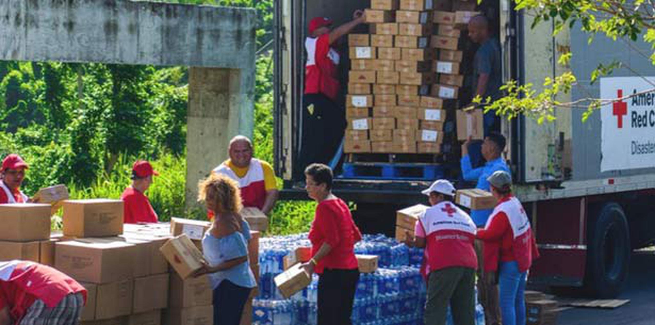 Entre los servicios brindados por la Cruz Roja a raíz de la emergencia están: 12.6 millones de alimentos y meriendas distribuidos. (Suministrada)