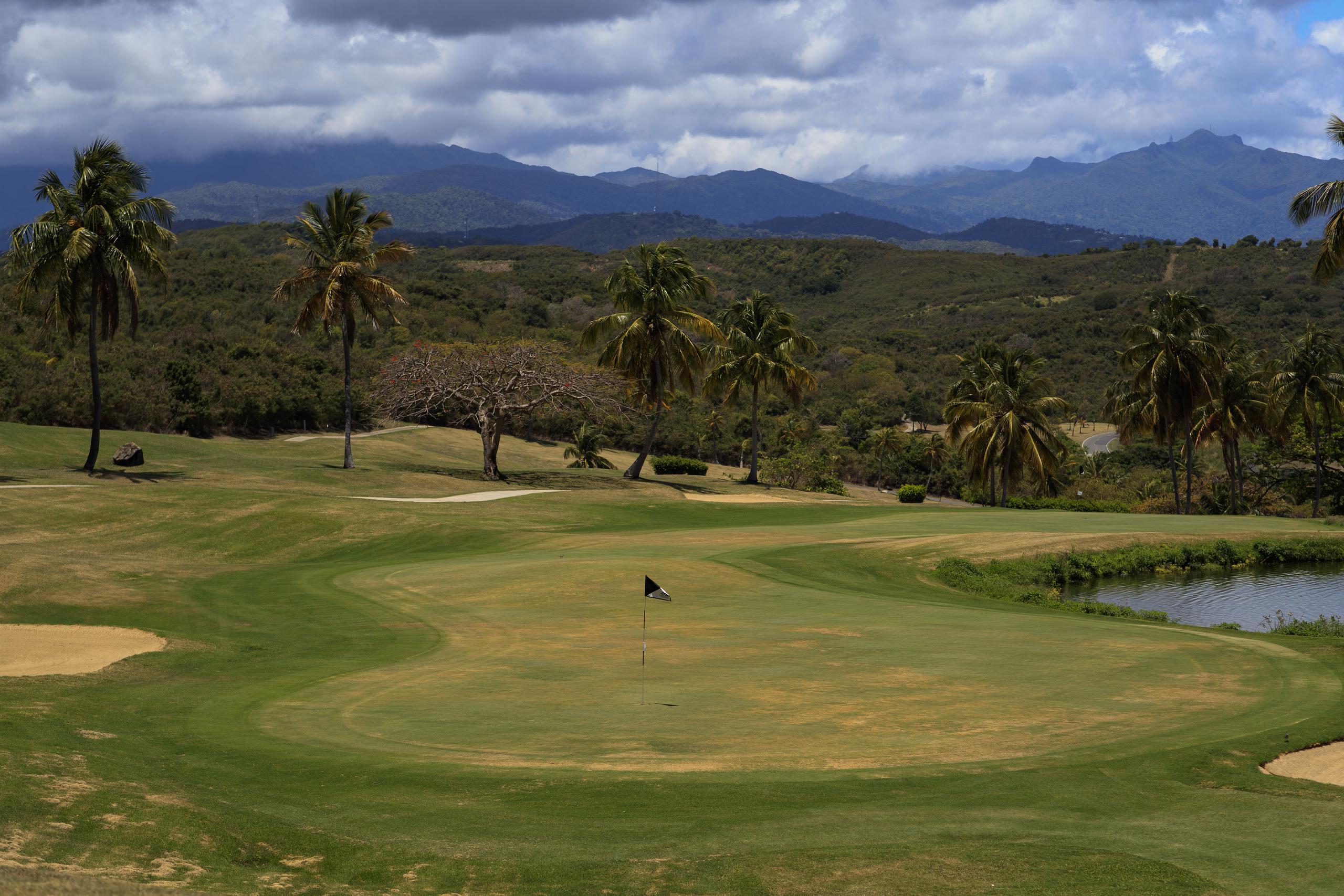 El campo de Golf en el Hotel El Conquistador servirá de anfitrión para 144  jugadores inscritos en la Copa Jíbara.