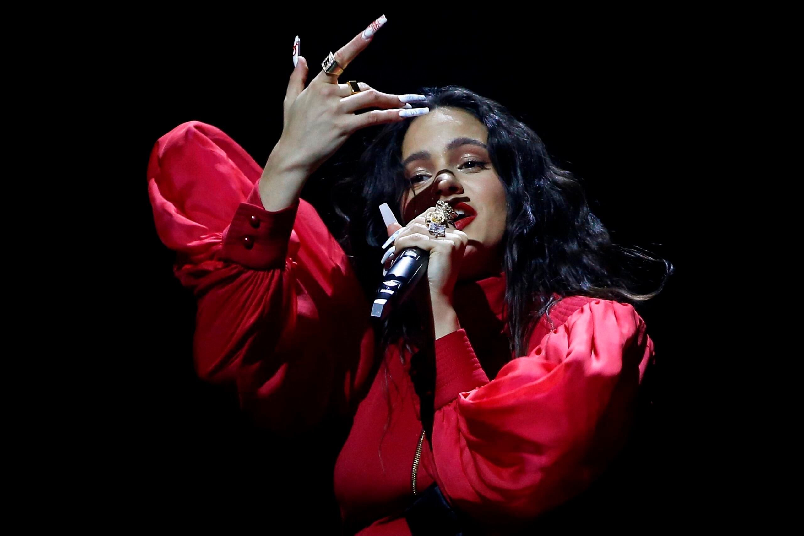 La cantante Rosalía durante un concierto.