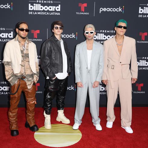 Famosos se tiran la tela en la alfombra roja de Premios Billboard de la Música Latina 2022