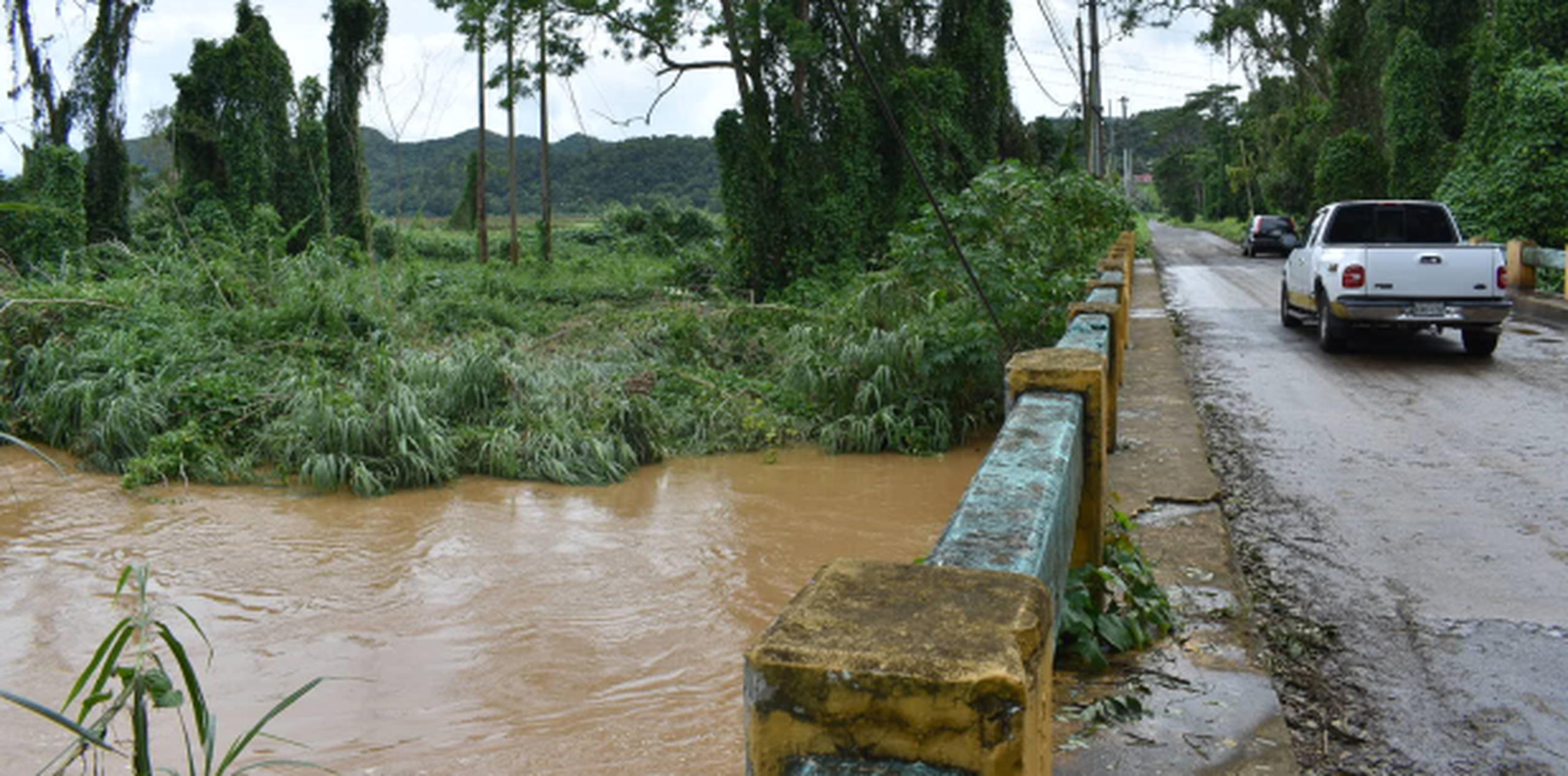 Embravecidos varios ríos de la zona se desbordaron peligrosamente. (Suministrada)