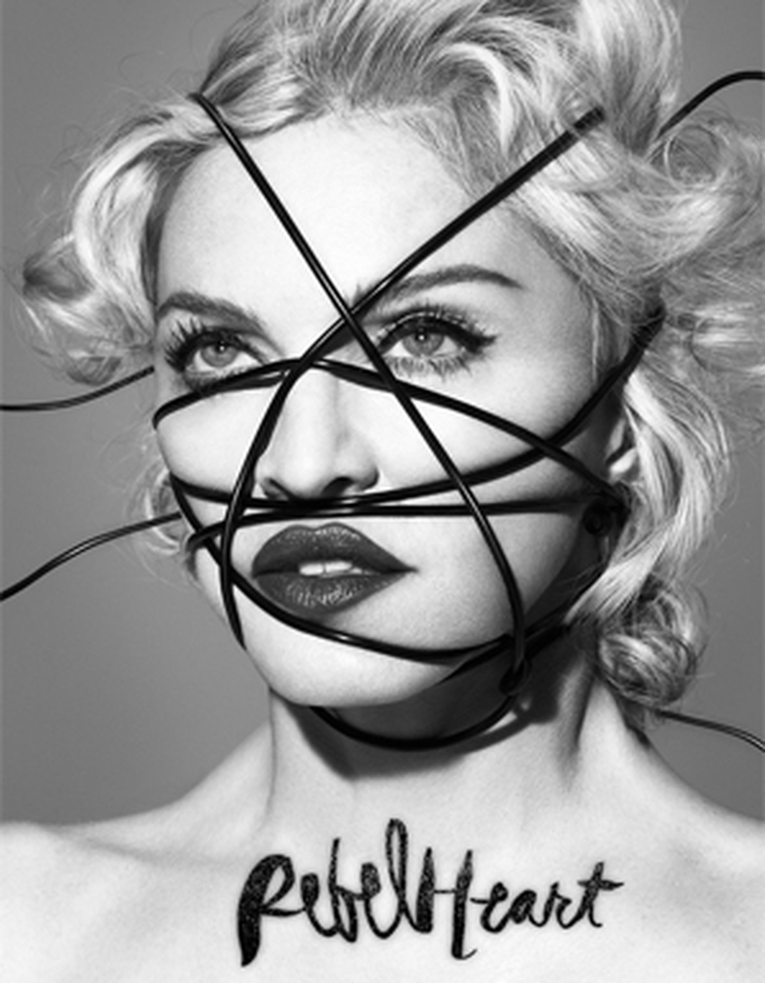 La portada de su último trabajo, "Rebel Heart", es un primer plano de la cara de la artista con una cuerda negra cruzándola. (Suministrada)