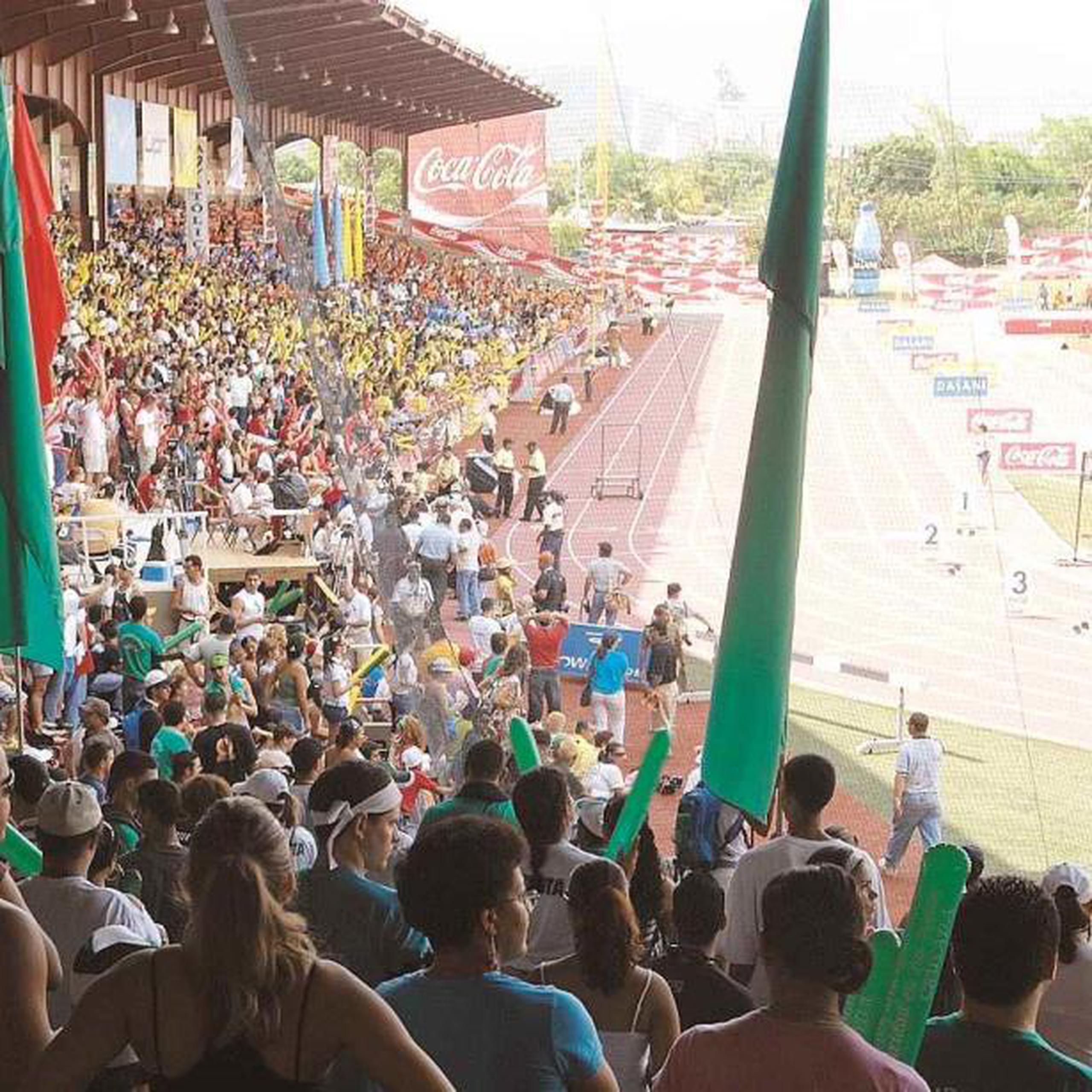 Carmen Yulín Cruz dijo que pedirá las Justas para el 2021, pero no indicó en que estadio se realizarían. El campeonato de atletismo de a LAI se celebrará en el 2020 nuevamente en Ponce. (Archivo)