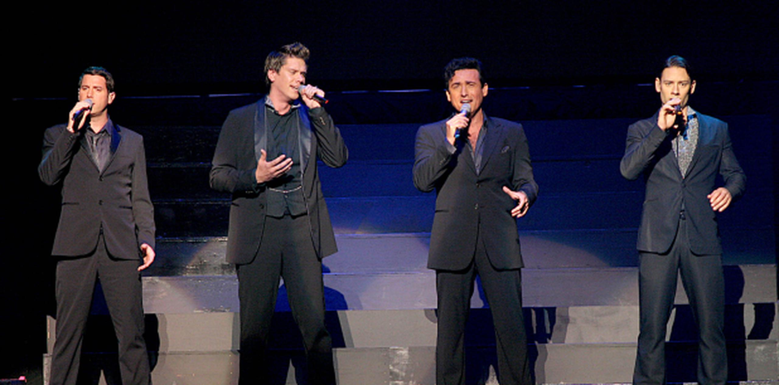 Il Divo ha realizado nuevos arreglos para estos clásicos, con los que los cuatro miembros del grupo cantarán juntos por primera vez en un escenario de Broadway.  (Archivo)
