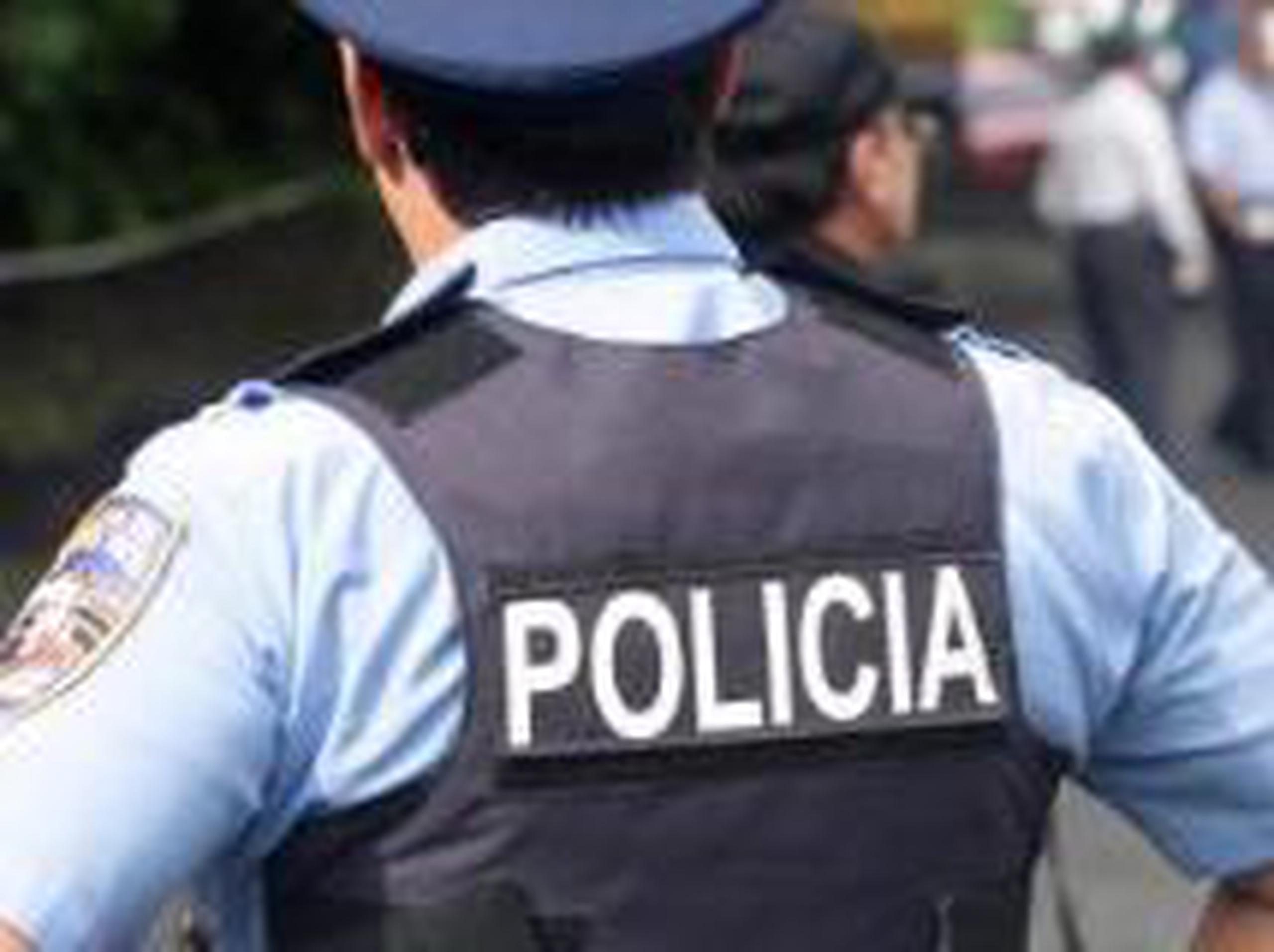 El agente estaba adscrito a la División de Vehículos Hurtados de la Policía en Arecibo.