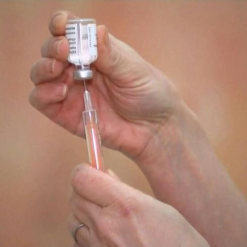Gran Bretaña comenzó a aplicar la vacuna contra coronavirus de AstraZeneca