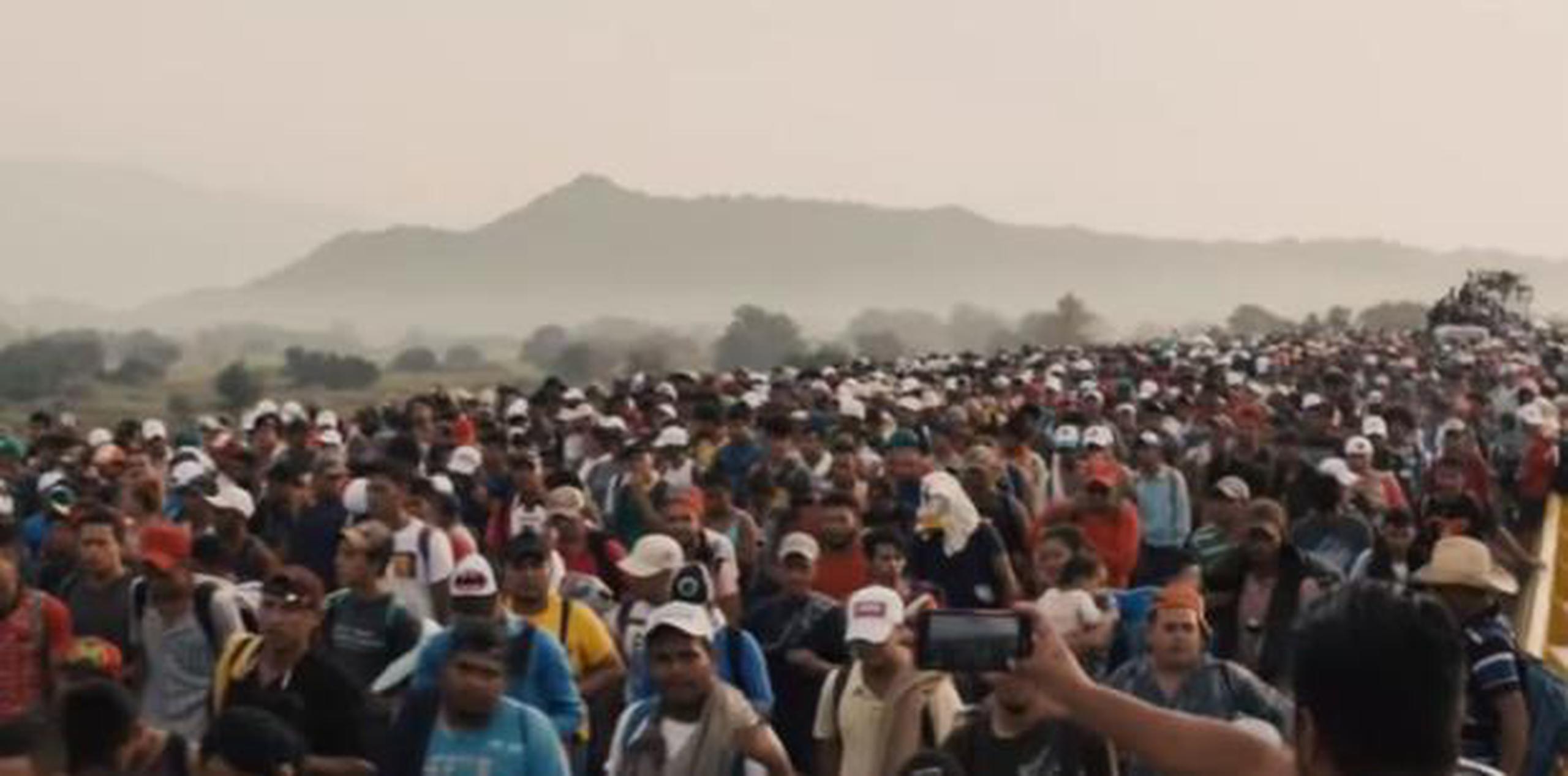Aún no está claro si la caravana se reunirá con otros migrantes de Guatemala y Honduras. (Captura)
