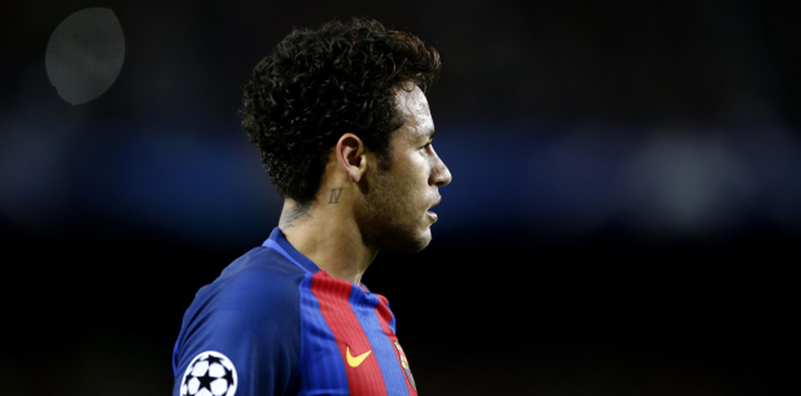 El Tribunal Administrativo del Deporte advirtió al Barcelona que la sanción de Neymar debe cumplirse y no puede alinear mañana ante el Real Madrid. (AP/Manu Fernandez)
