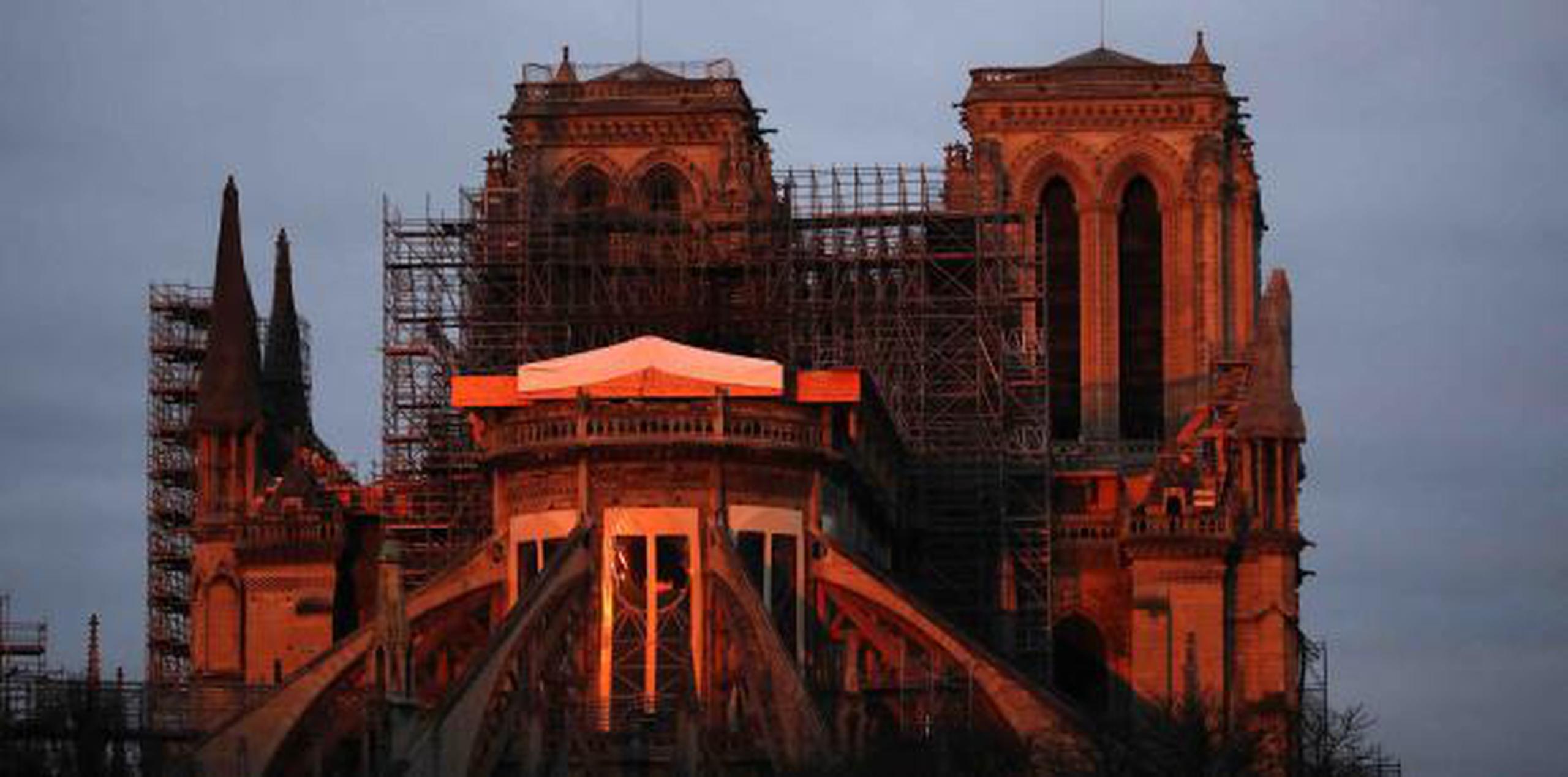 Foto del Notre Dame hoy domingo, 5 de enero de 2020. (AP / Christophe Ena)