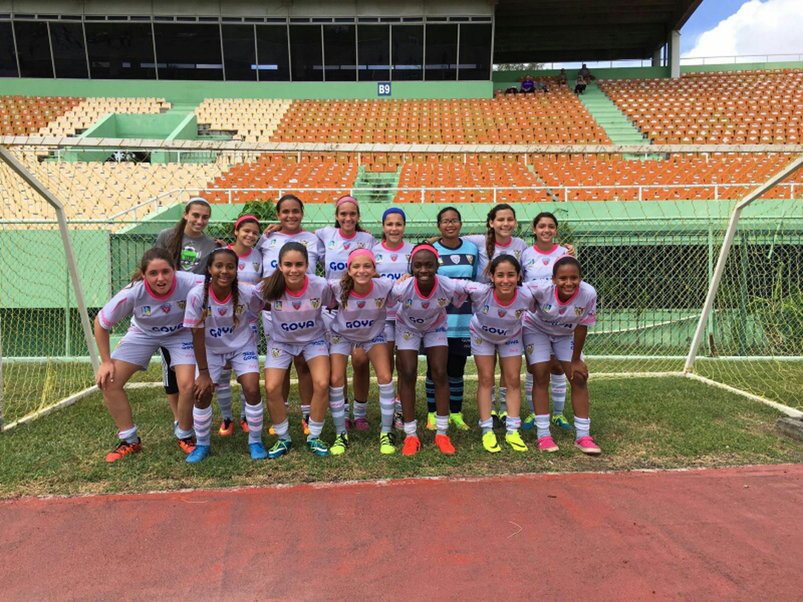 La entrenadora mexicana Dalila Gutiérrez declaró, que después de unos largos 16 años, la rama femenina de fútbol en Puerto Rico comenzó a  implementar un nivel de juego con calibre internacional. (Suministrada)