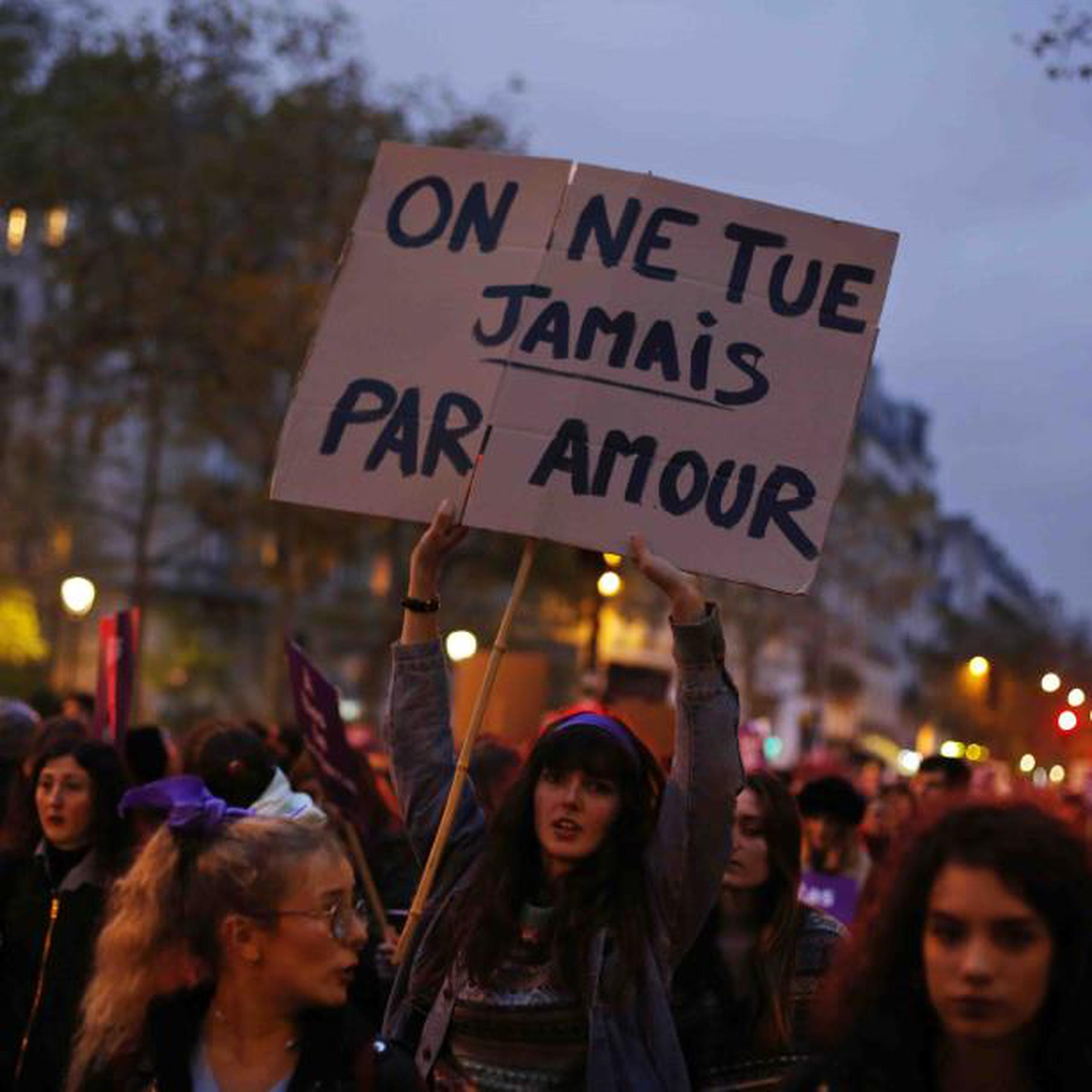 Al menos 130 mujeres han muerto en lo que va de año a manos de sus parejas o exparejas, según activistas franceses. (AP)