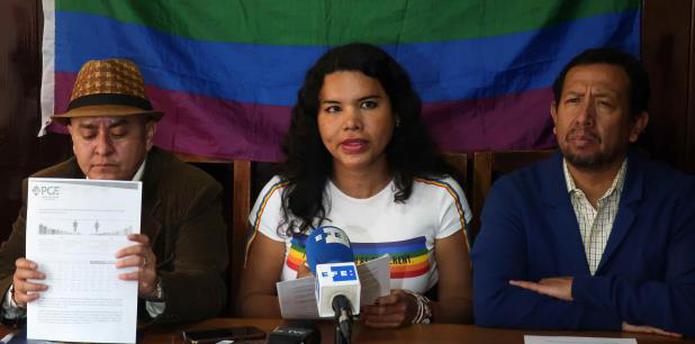 El informe muestra anualmente el grado de violencia que sufre la comunidad LGBT, sobre todo de las mujeres trans, que por cuya exposición de la identidad de género se ven en mayor vulnerabilidad ante el sistema social ecuatoriano. (EFE)