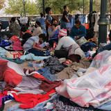 Migrantes deportados desde EE.UU. viven a la intemperie en México 