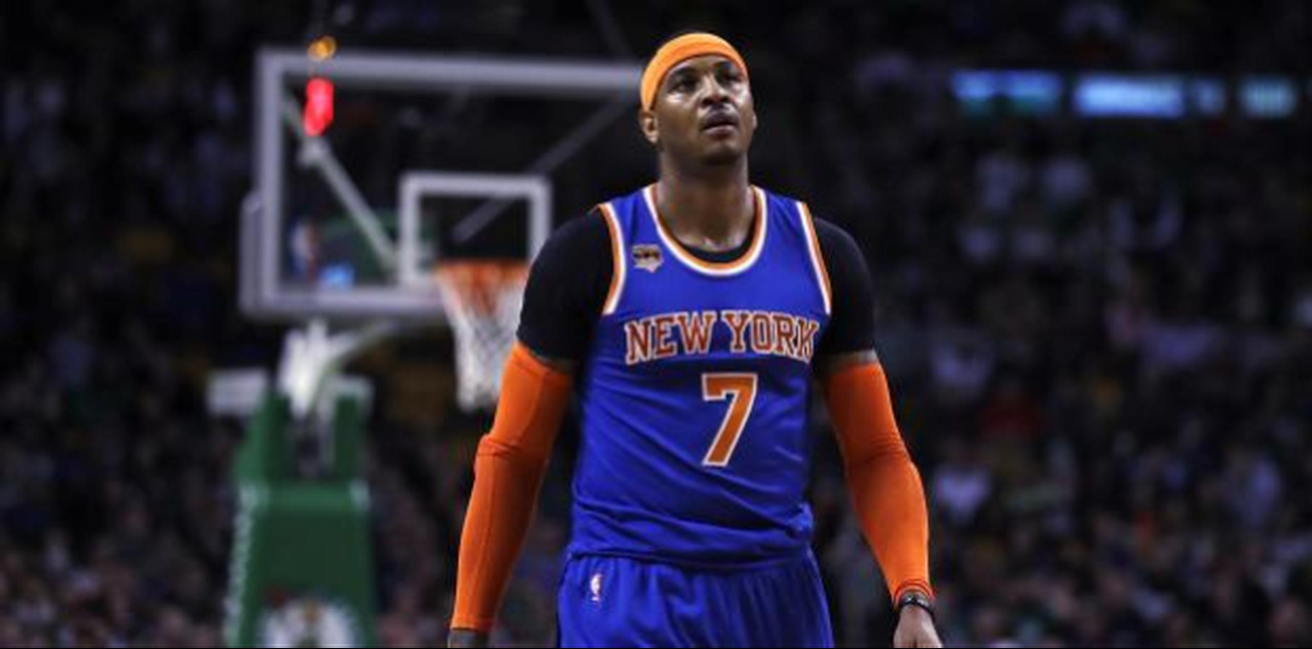 LeBron James defendió el deseo de su amigo Carmelo Anthony de continuar jugando en Nueva York si así lo desea. (Archvo)